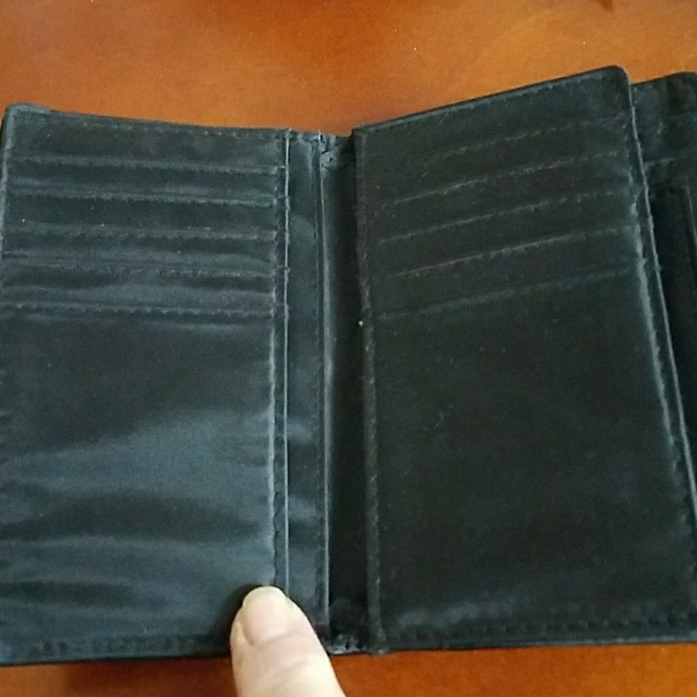 Wallet - Picture 2 of 5
